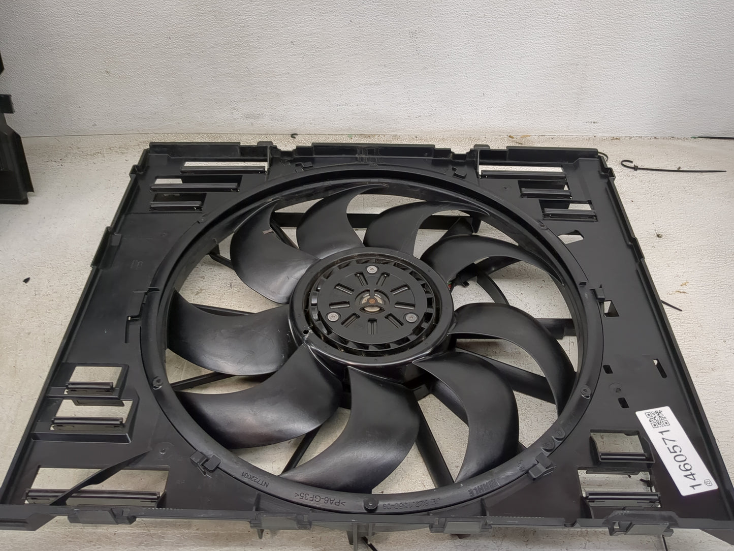 2021 Bmw 530i Electric Radiator Cooling Fan Motor Assembly - Oemusedautoparts1.com