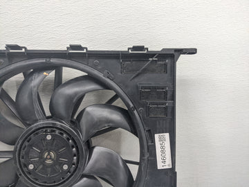2017-2020 Bmw 530i Electric Radiator Cooling Fan Motor Assembly 1460885