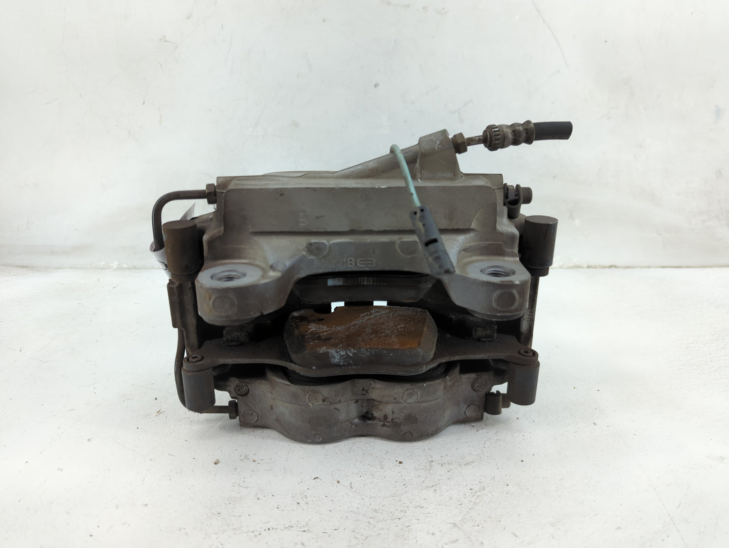 2021 Bmw 530i Front Driver Left Brake Caliper - Oemusedautoparts1.com