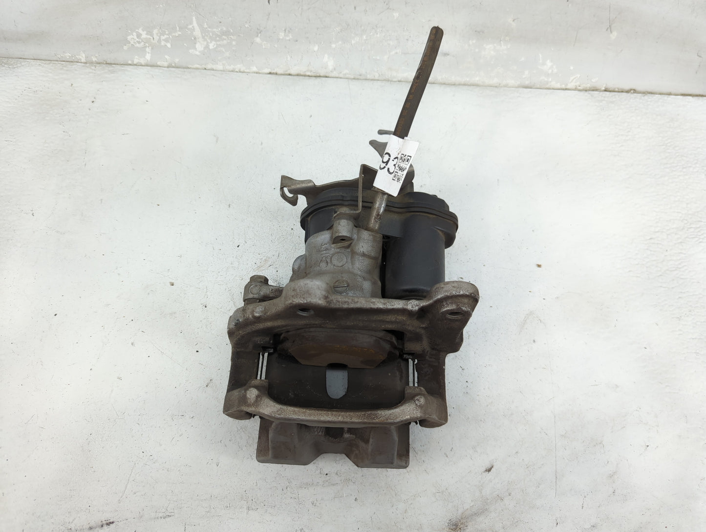 2021 Bmw 530i Rear Driver Left Brake Caliper - Oemusedautoparts1.com
