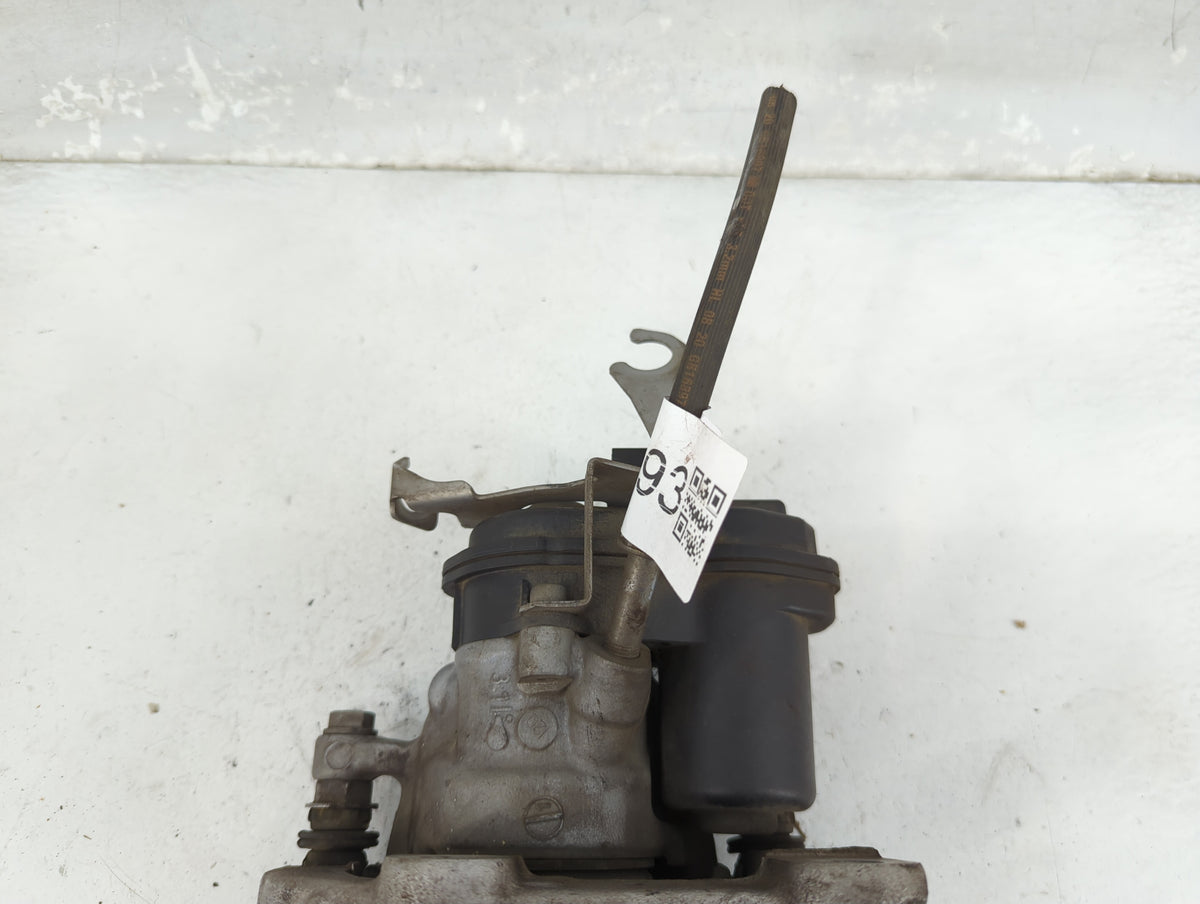 2021 Bmw 530i Rear Driver Left Brake Caliper - Oemusedautoparts1.com