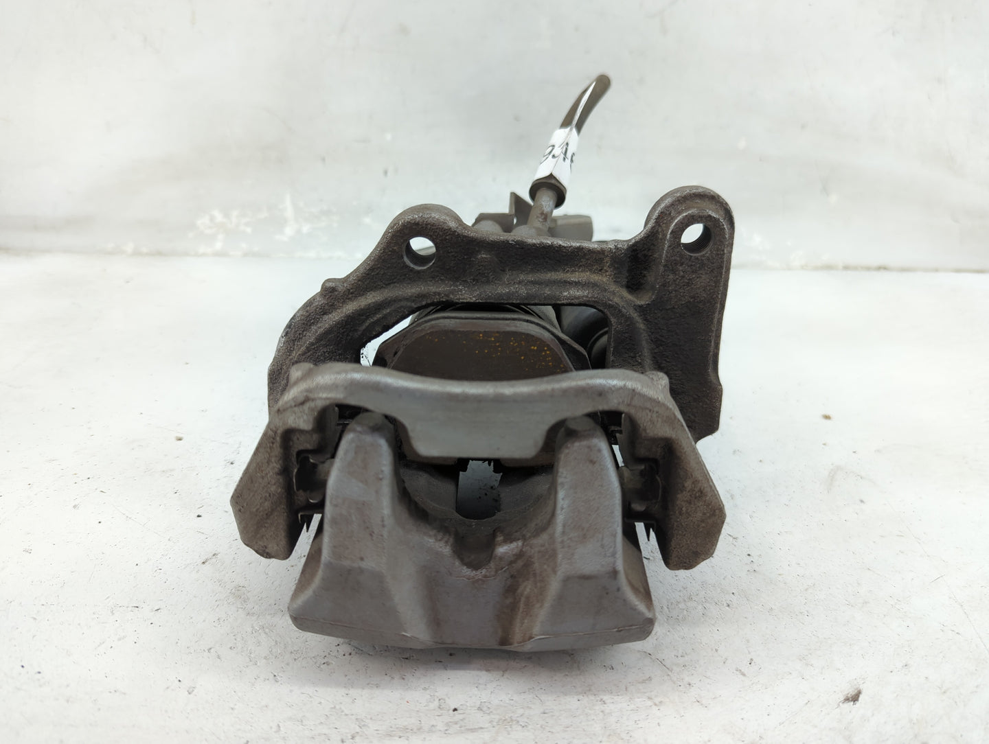 2021 Bmw 530i Rear Driver Left Brake Caliper - Oemusedautoparts1.com