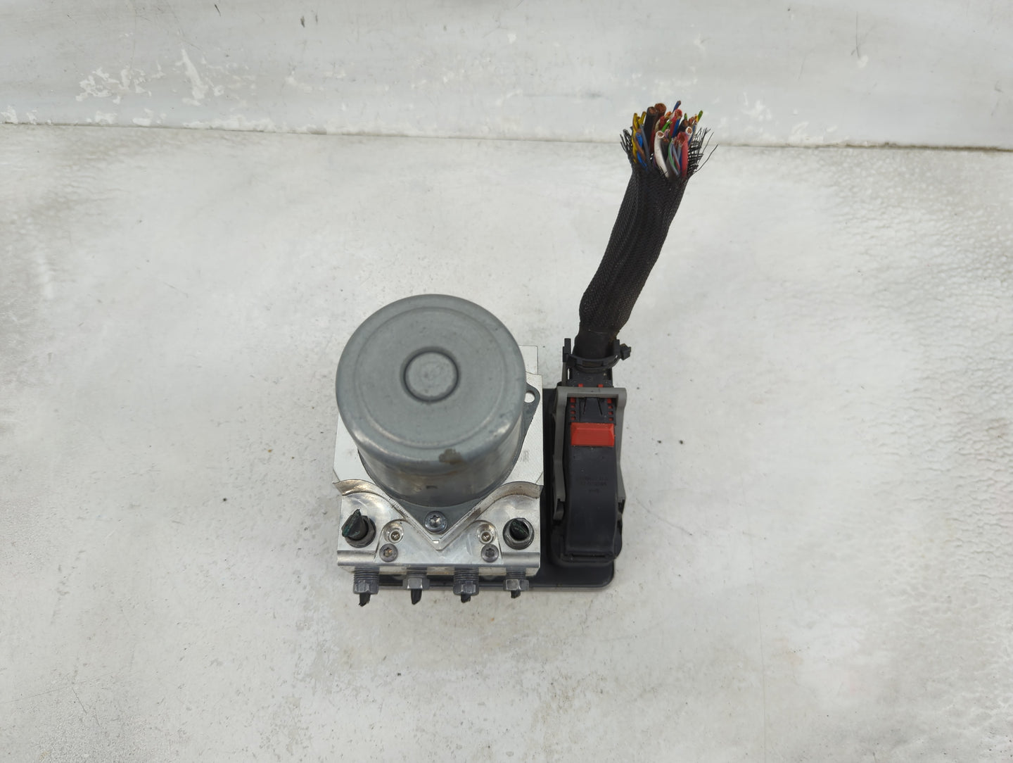 2021 Bmw 540 ABS Pump Control Module Replacement P/N:5A3B4C901 5A3B4D001, 54088865A, A014A511, A014C093, EBC460 Fits OEM Use