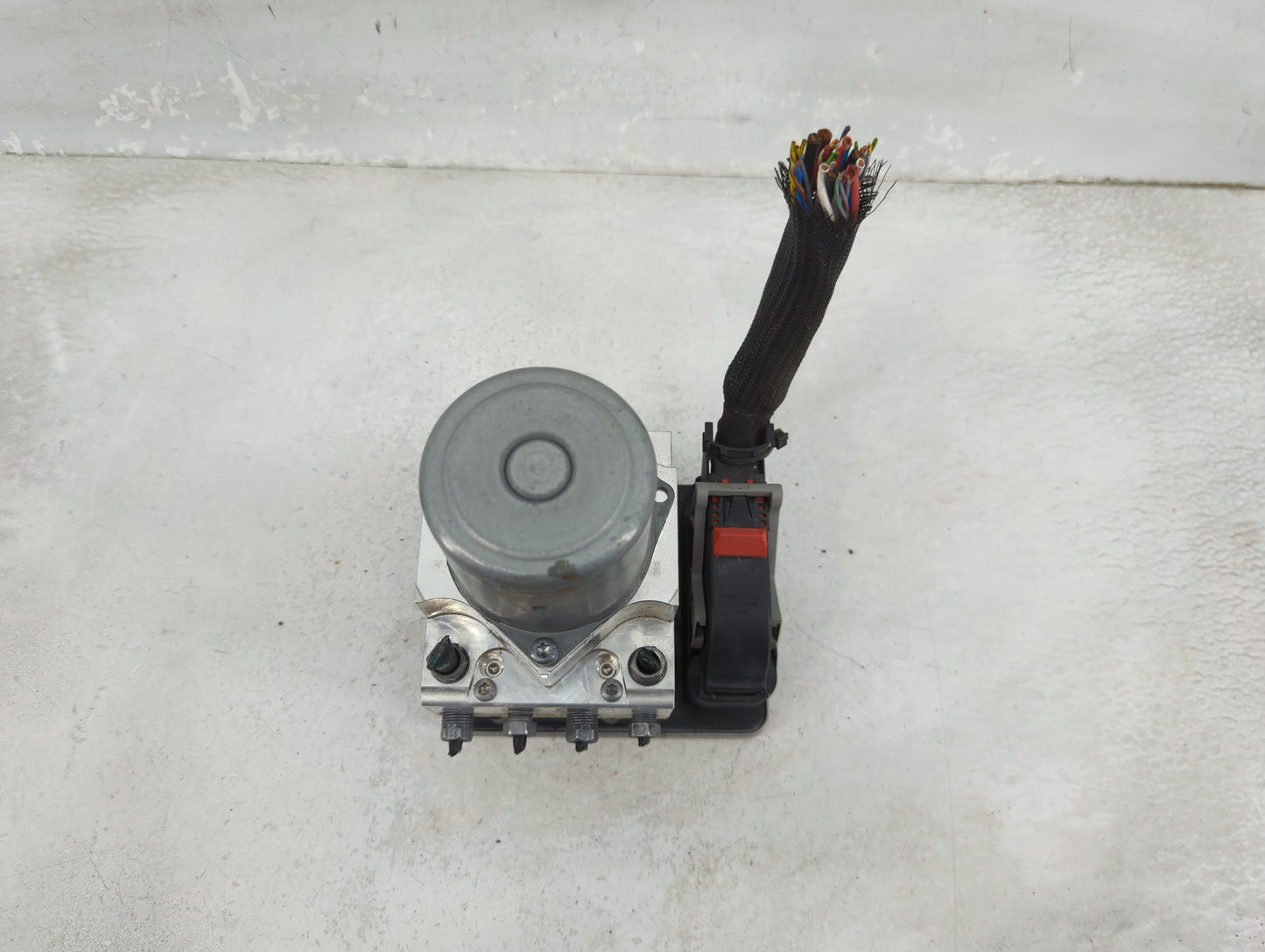 2021 Bmw 540 ABS Pump Control Module Replacement P/N:5A3B4C901 5A3B4D001, 54088865A, A014A511, A014C093, EBC460 Fits OEM Use