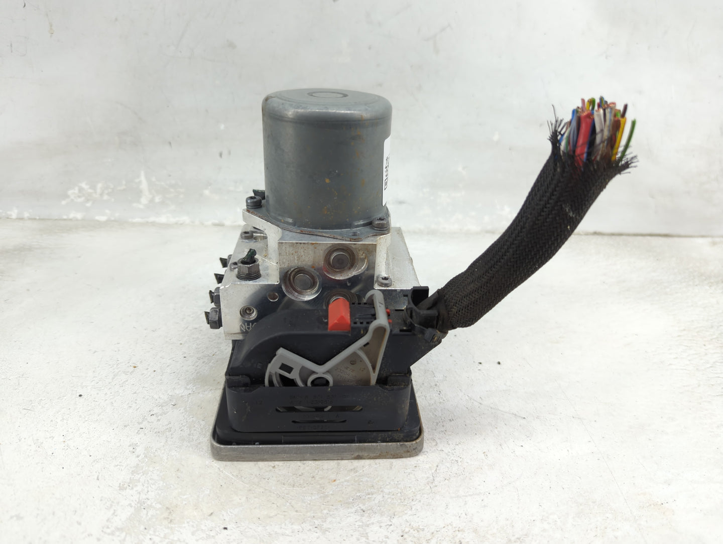 2021 Bmw 540 ABS Pump Control Module Replacement P/N:5A3B4C901 5A3B4D001, 54088865A, A014A511, A014C093, EBC460 Fits OEM Use