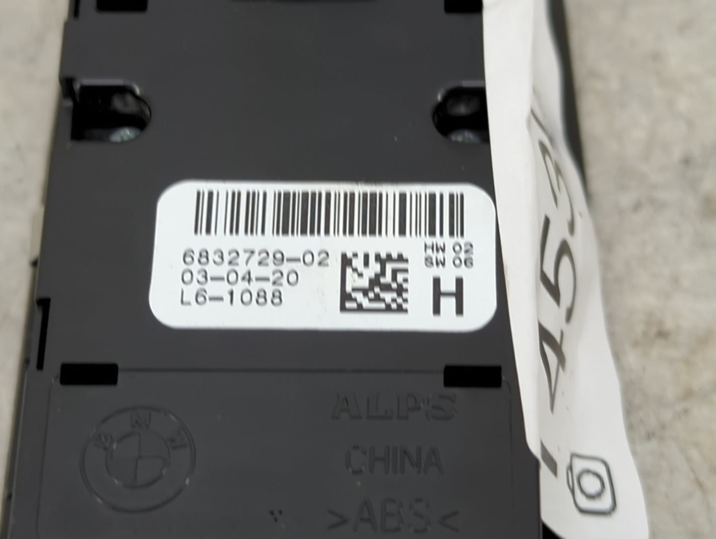 2021 Bmw 540i Master Power Window Switch Replacement Driver Side Left P/N:6832729-02 Fits OEM Used Auto Parts - Oemusedautop
