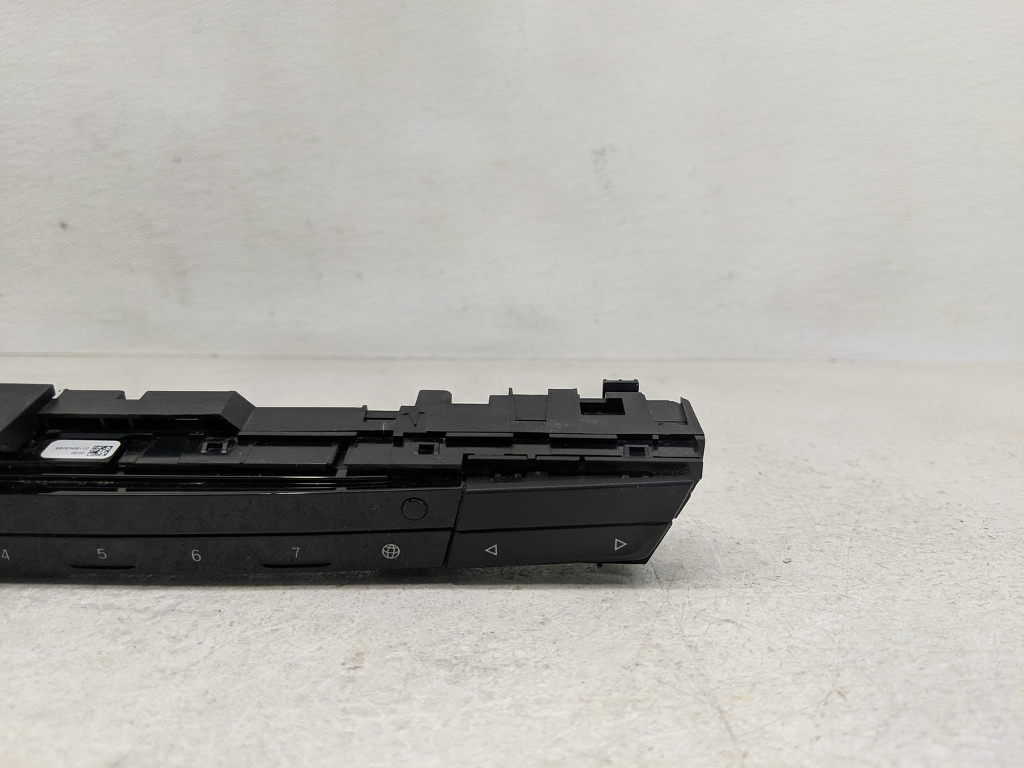 2021 Bmw 550i Radio AM FM Cd Player Receiver Replacement Fits OEM Used Auto Parts - Oemusedautoparts1.com