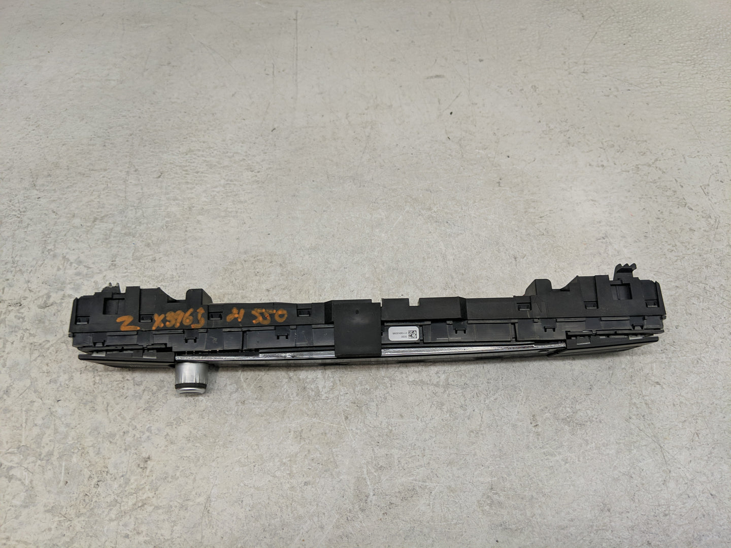 2021 Bmw 550i Radio AM FM Cd Player Receiver Replacement Fits OEM Used Auto Parts - Oemusedautoparts1.com