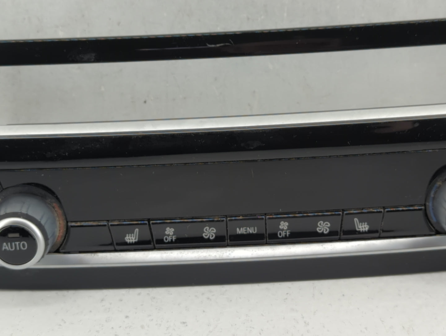 2021 Bmw 550i Climate Control Module Temperature AC/Heater Replacement P/N:7947870-01 Fits OEM Used Auto Parts - Oemusedauto