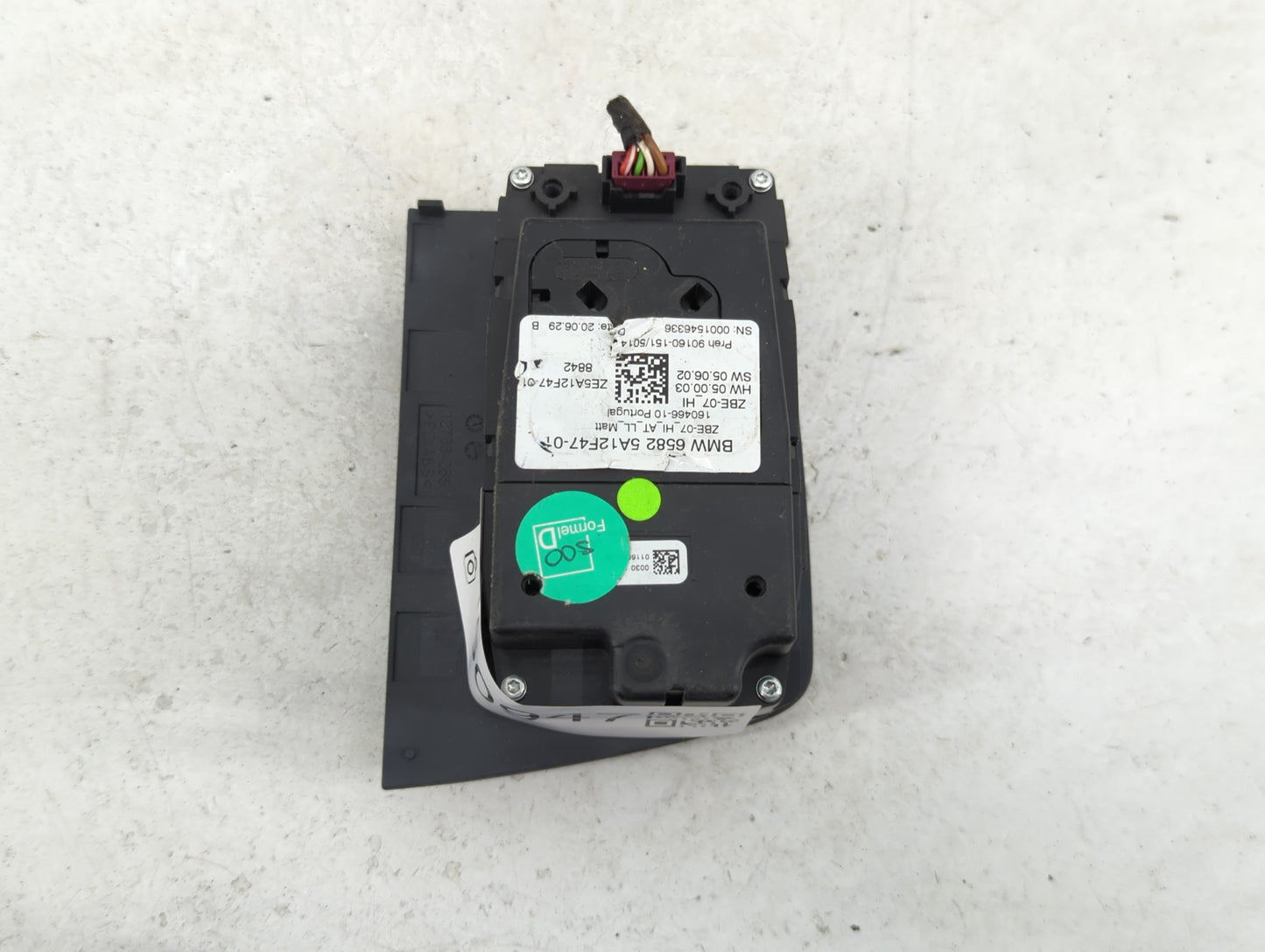 2021 Bmw M340i Radio AM FM Cd Player Receiver Replacement P/N:65825A12F47-01 ZBE-07_HI, ZE5A12F47-01 Fits OEM Used Auto Part