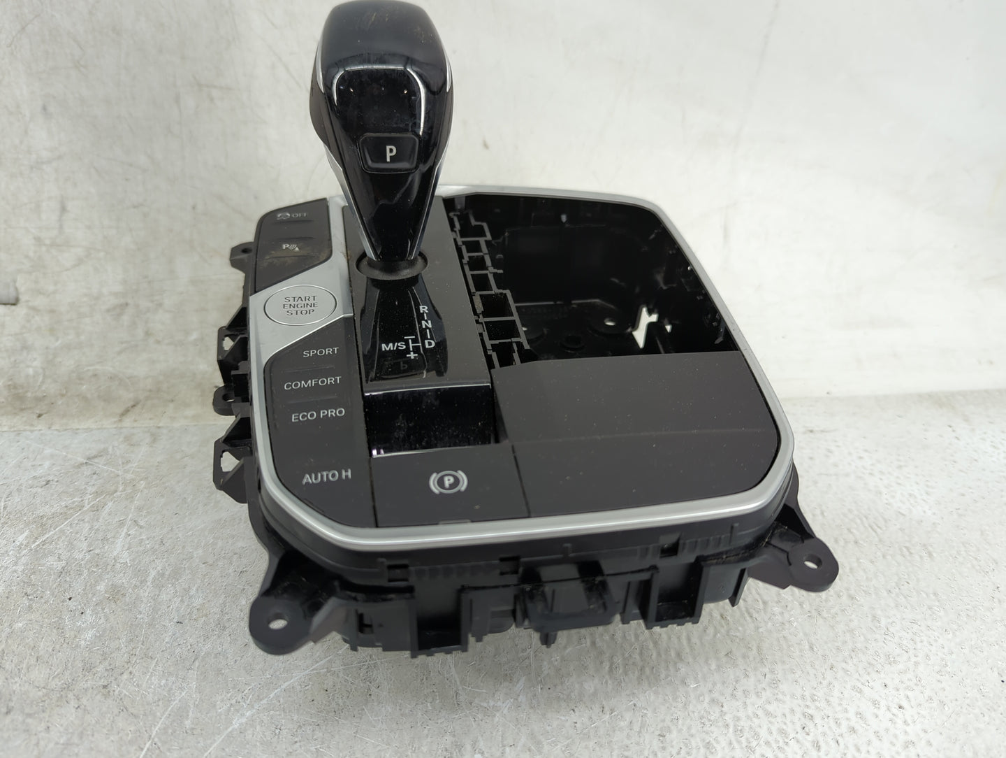 2021 Bmw M340i Floor Console Assembly Shifter - Oemusedautoparts1.com