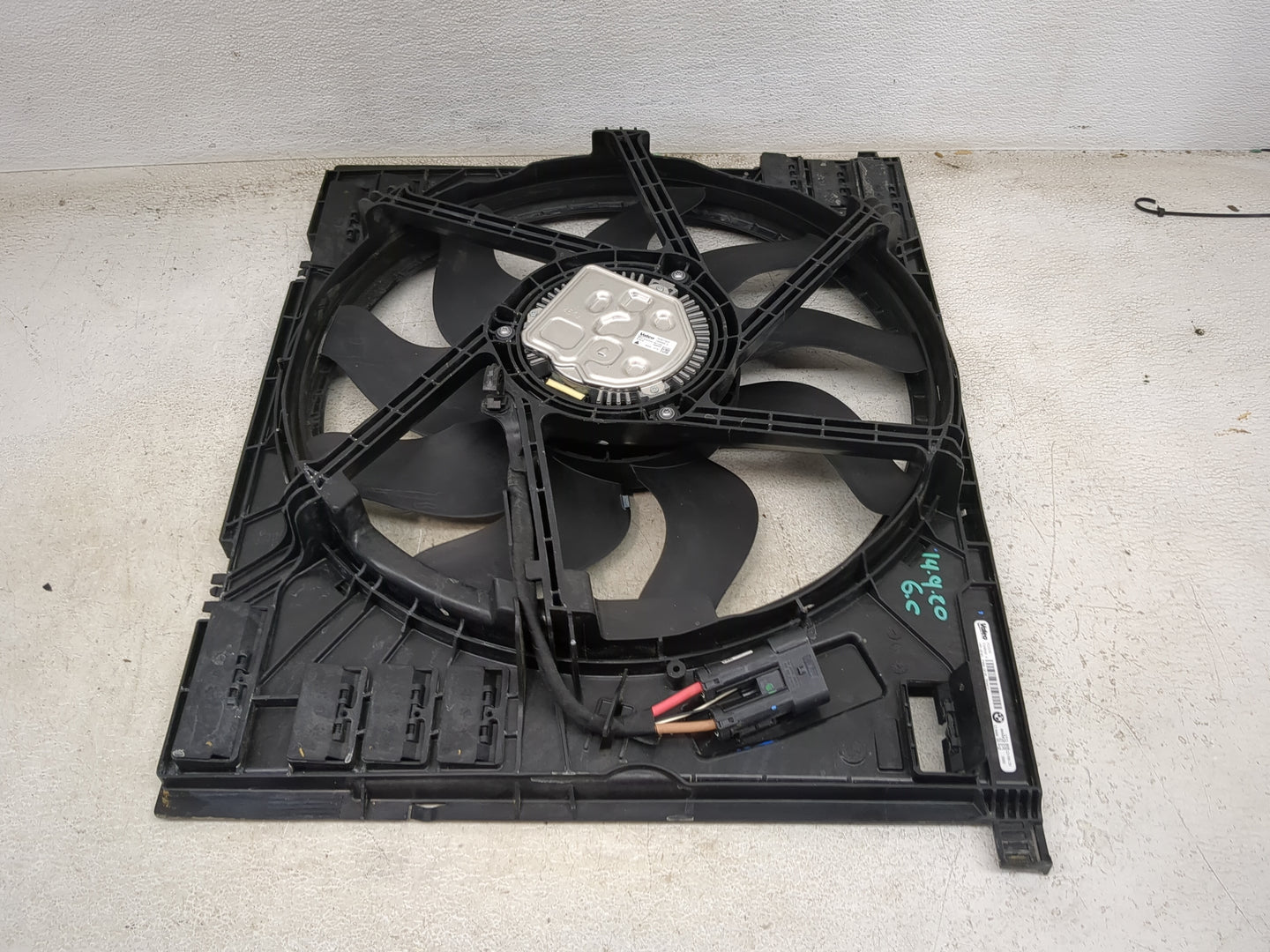 2021 Bmw M340i Electric Radiator Cooling Fan Motor Assembly - Oemusedautoparts1.com