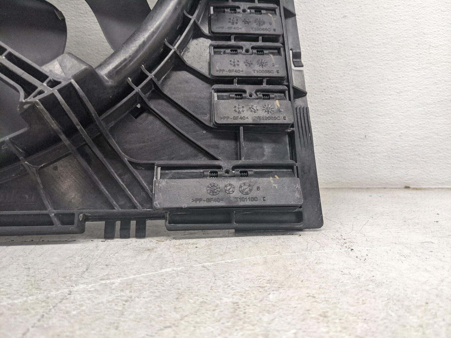 2021 Bmw M340i Electric Radiator Cooling Fan Motor Assembly 1460886 - Oemusedautoparts1.com