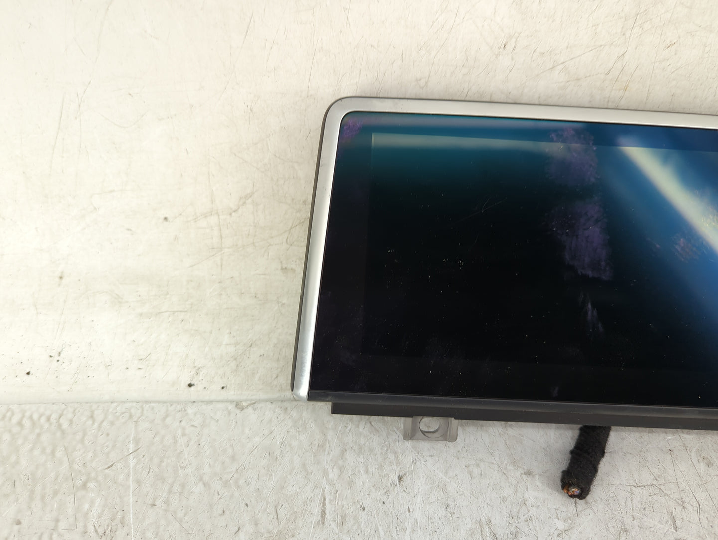 2018-2022 Bmw X1 Information Display Screen - Oemusedautoparts1.com