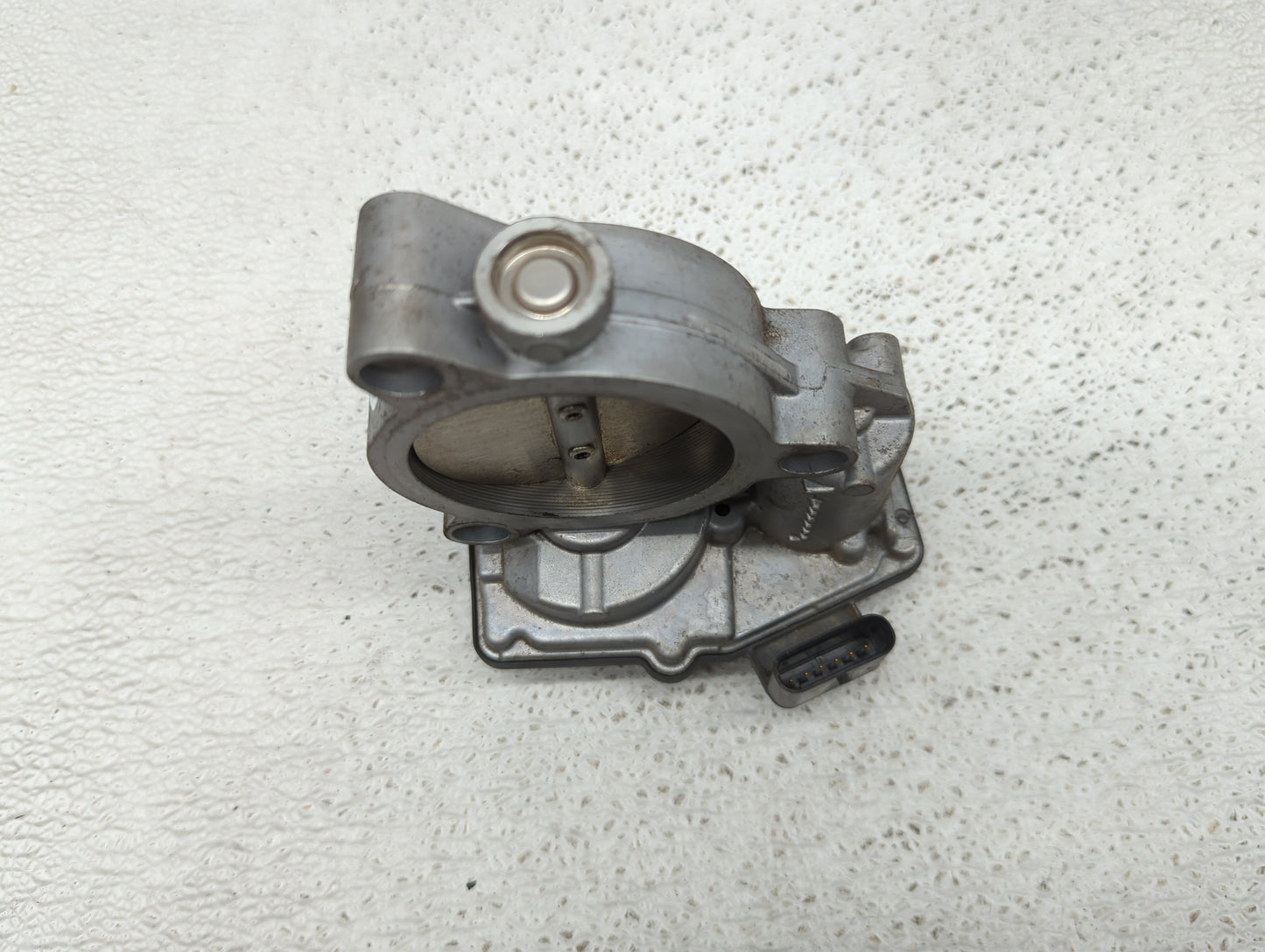 2016-2022 Bmw X1 Throttle Body P/N:7619008 A3C0067720000 Fits Fits 2016 2017 2018 2019 2020 2021 2022 OEM Used Auto Parts - 