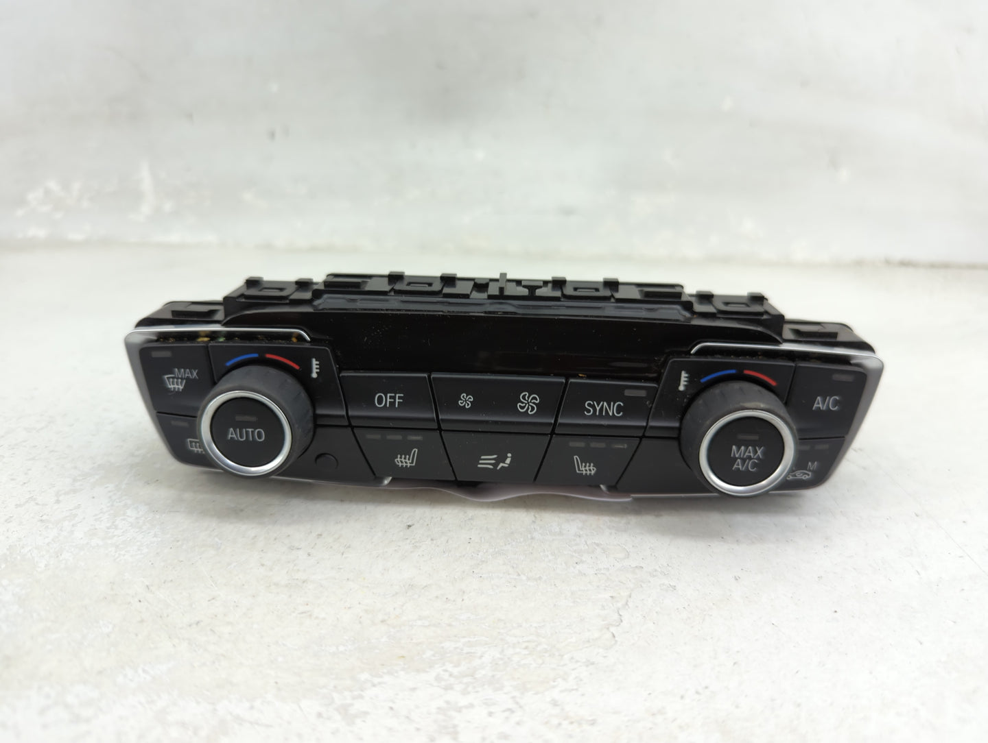 2019-2022 Bmw X1 Climate Control Module Temperature AC/Heater Replacement P/N:9471104-02 Fits Fits 2019 2020 2021 2022 OEM U