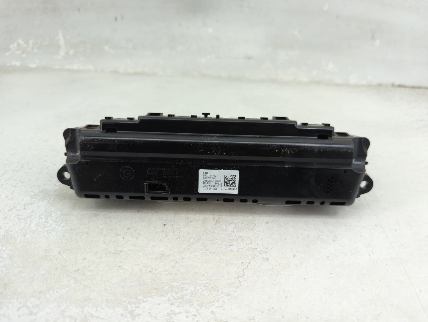 2019-2022 Bmw X1 Climate Control Module Temperature AC/Heater Replacement P/N:9471104-02 Fits Fits 2019 2020 2021 2022 OEM U