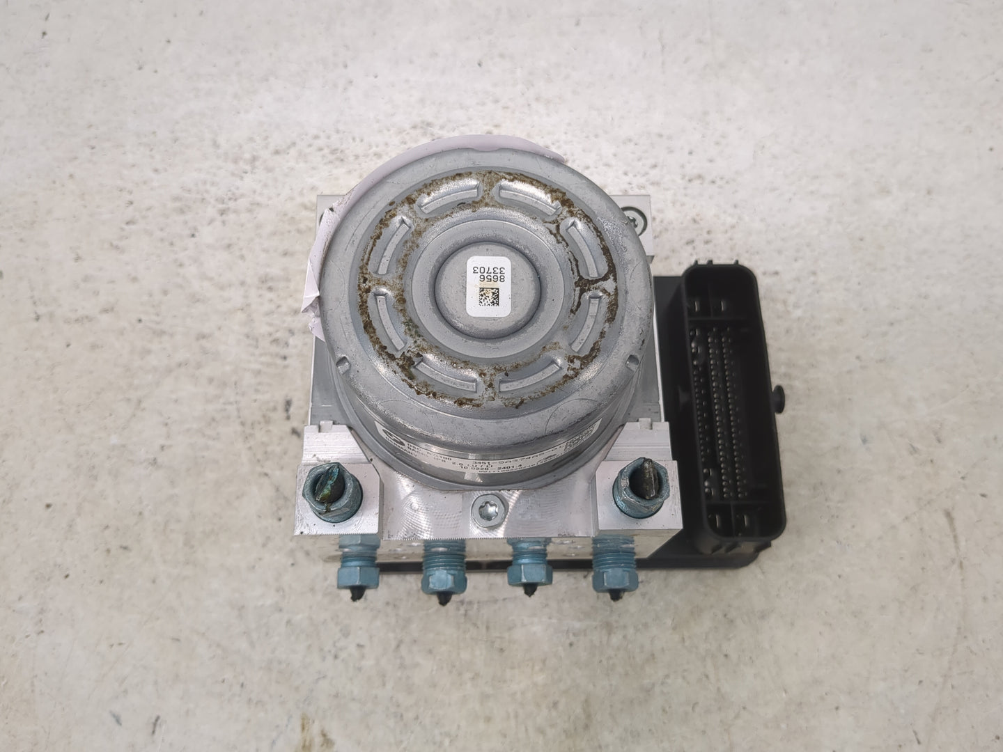 2018-2021 Bmw X1 ABS Pump Control Module Replacement P/N:3451-5A374A5-01 10.0220-2401.4 Fits Fits 2016 2017 2018 2019 2020 2
