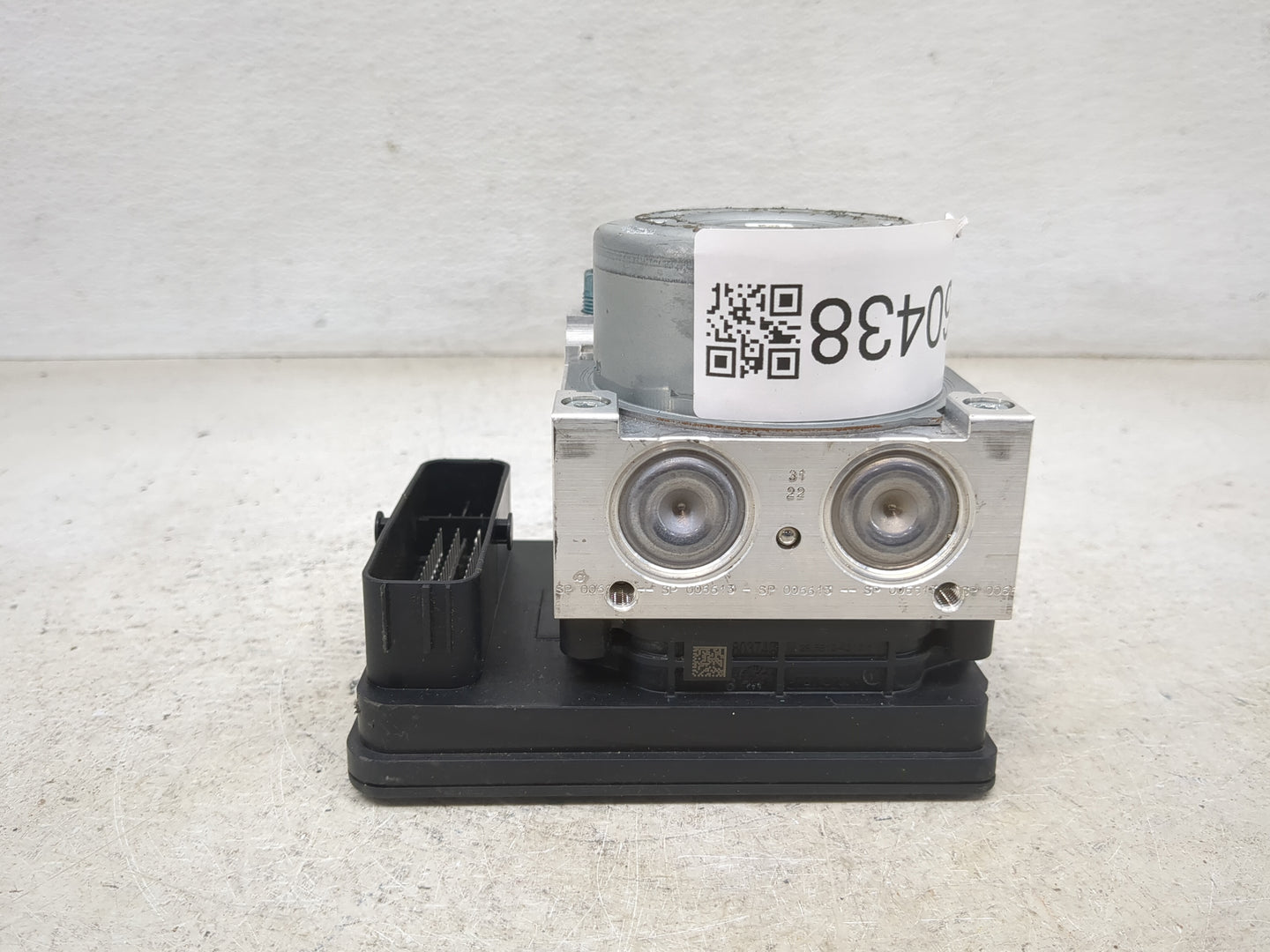 2018-2021 Bmw X1 ABS Pump Control Module Replacement P/N:3451-5A374A5-01 10.0220-2401.4 Fits Fits 2016 2017 2018 2019 2020 2