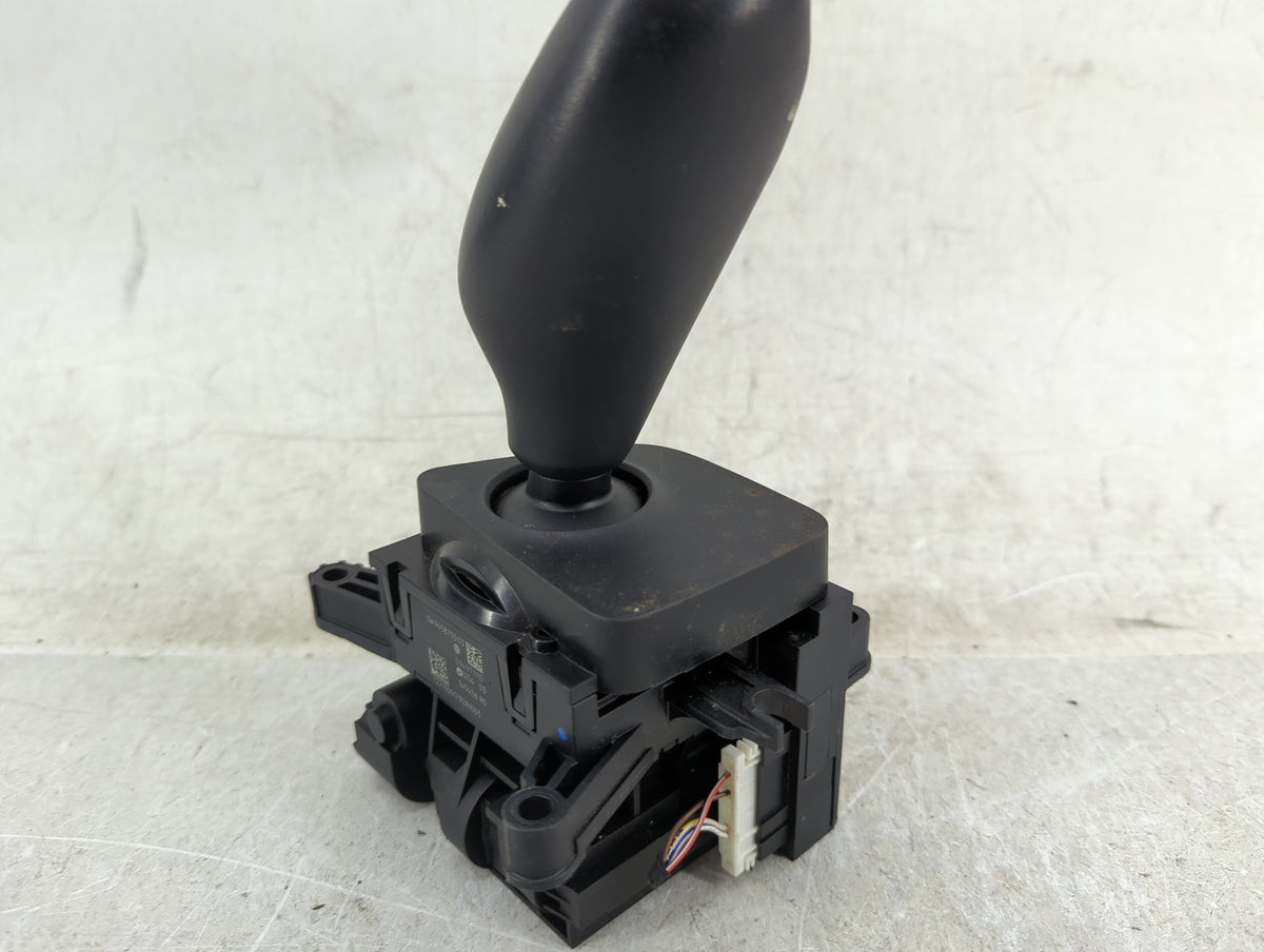 2021 Bmw X3 Floor Console Assembly Shifter 1451370 - Oemusedautoparts1.com