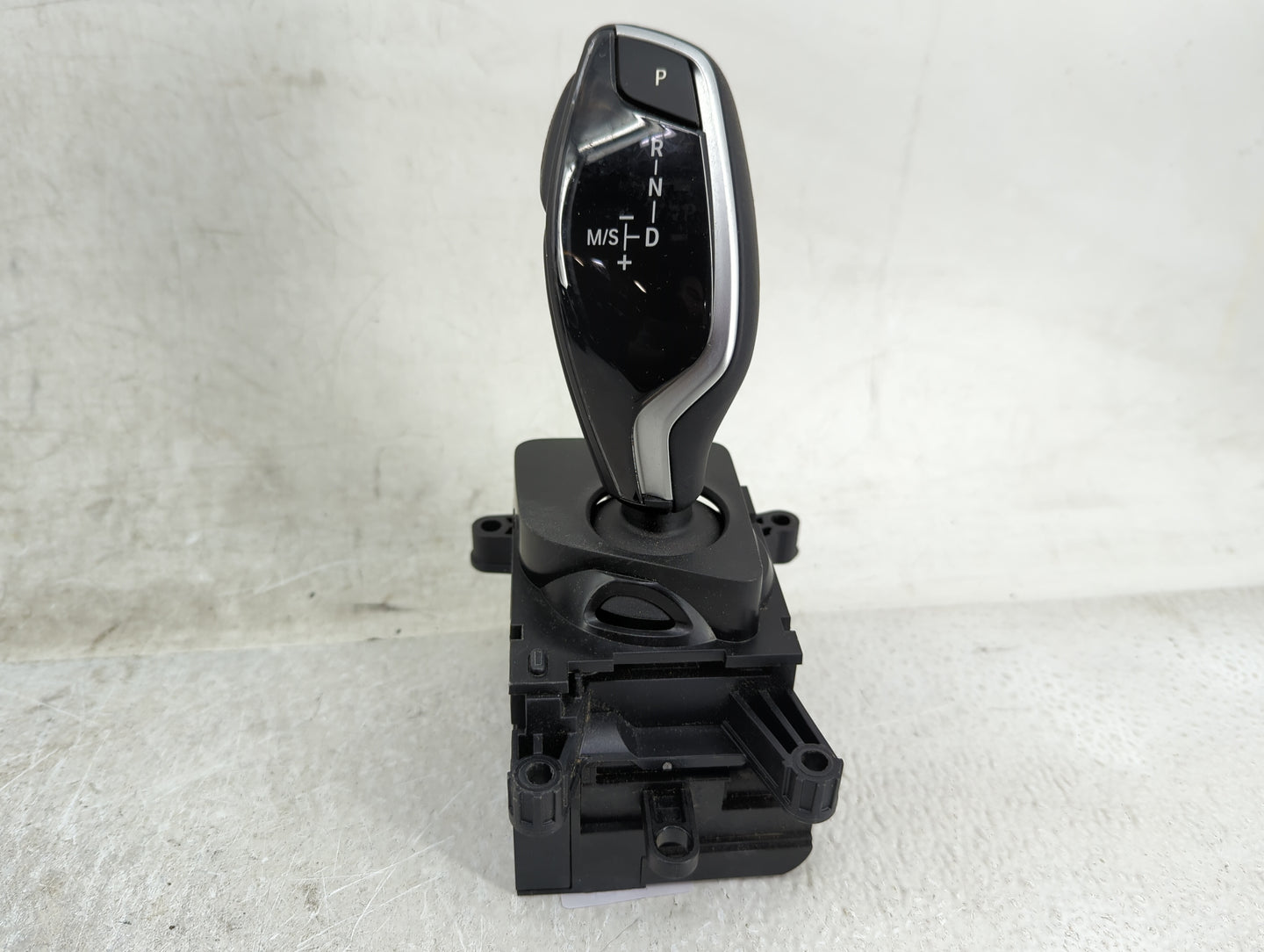 2021 Bmw X3 Floor Console Assembly Shifter - Oemusedautoparts1.com