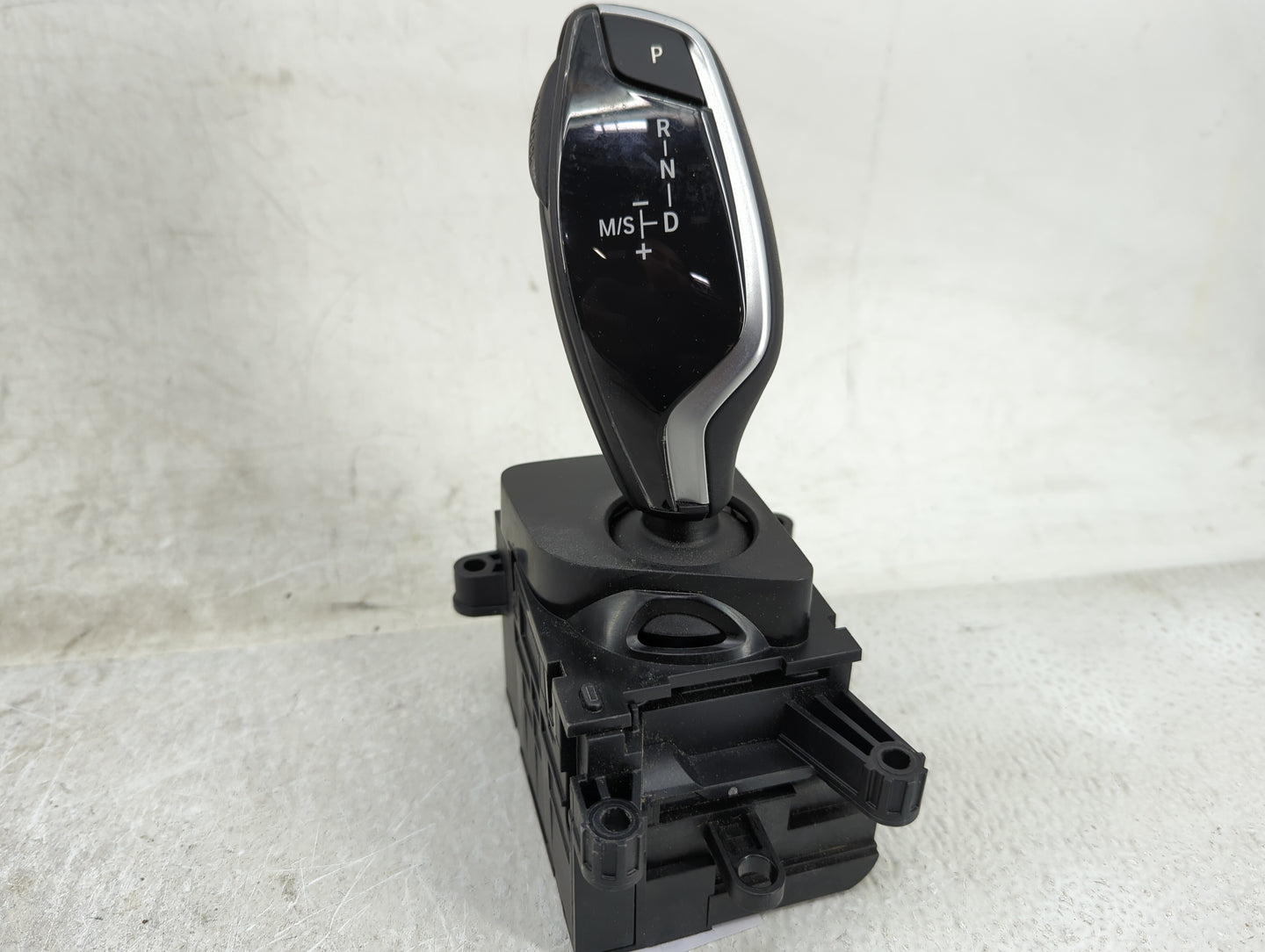 2021 Bmw X3 Floor Console Assembly Shifter - Oemusedautoparts1.com