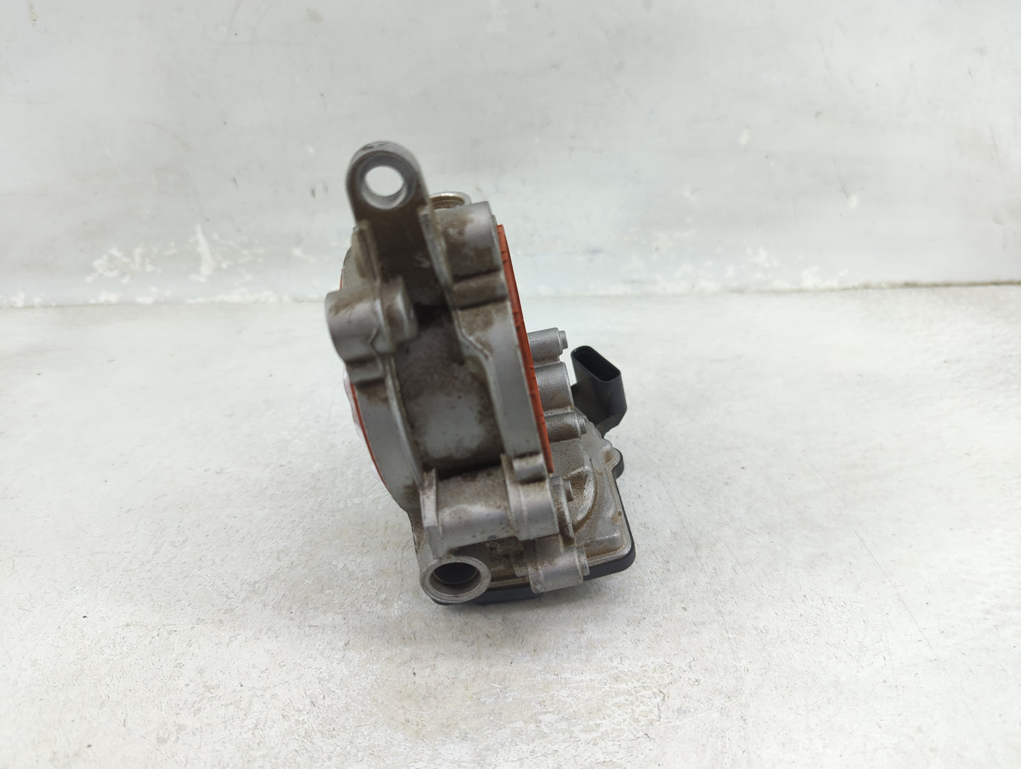 2018-2022 Bmw X3 Throttle Body P/N:8601651 A2C15021900 Fits Fits 2016 2017 2018 2019 2020 2021 2022 OEM Used Auto Parts - Oe