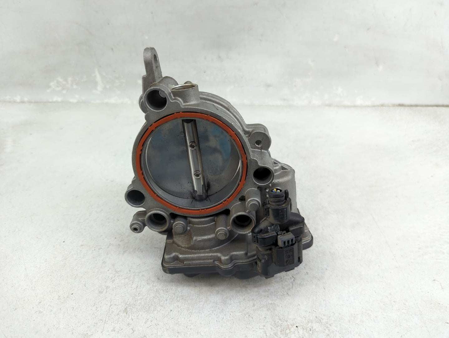 2018-2022 Bmw X3 Throttle Body P/N:8601651 A2C15021900 Fits Fits 2016 2017 2018 2019 2020 2021 2022 OEM Used Auto Parts - Oe