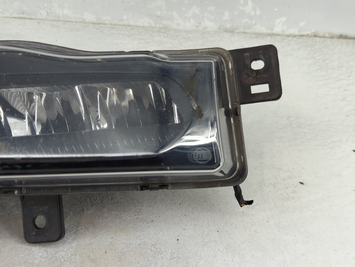 2020-2021 Bmw X3 Passenger Right Oem Fog Light Lamp - Oemusedautoparts1.com
