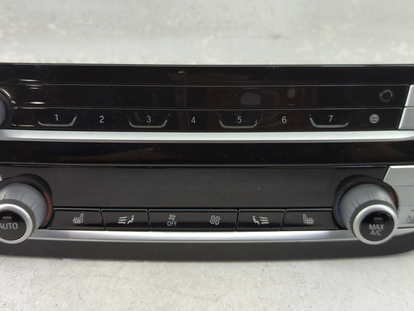 2018-2021 Bmw X3 Climate Control Module Temperature AC/Heater Replacement P/N:7951988-01 9377968-01 Fits Fits 2018 2019 2020