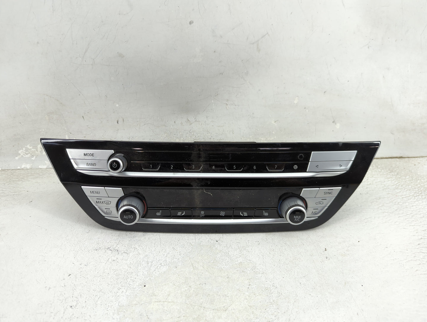 2018-2021 Bmw X3 Climate Control Module Temperature AC/Heater Replacement P/N:7951988-01 Fits Fits 2018 2019 2020 2021 OEM U
