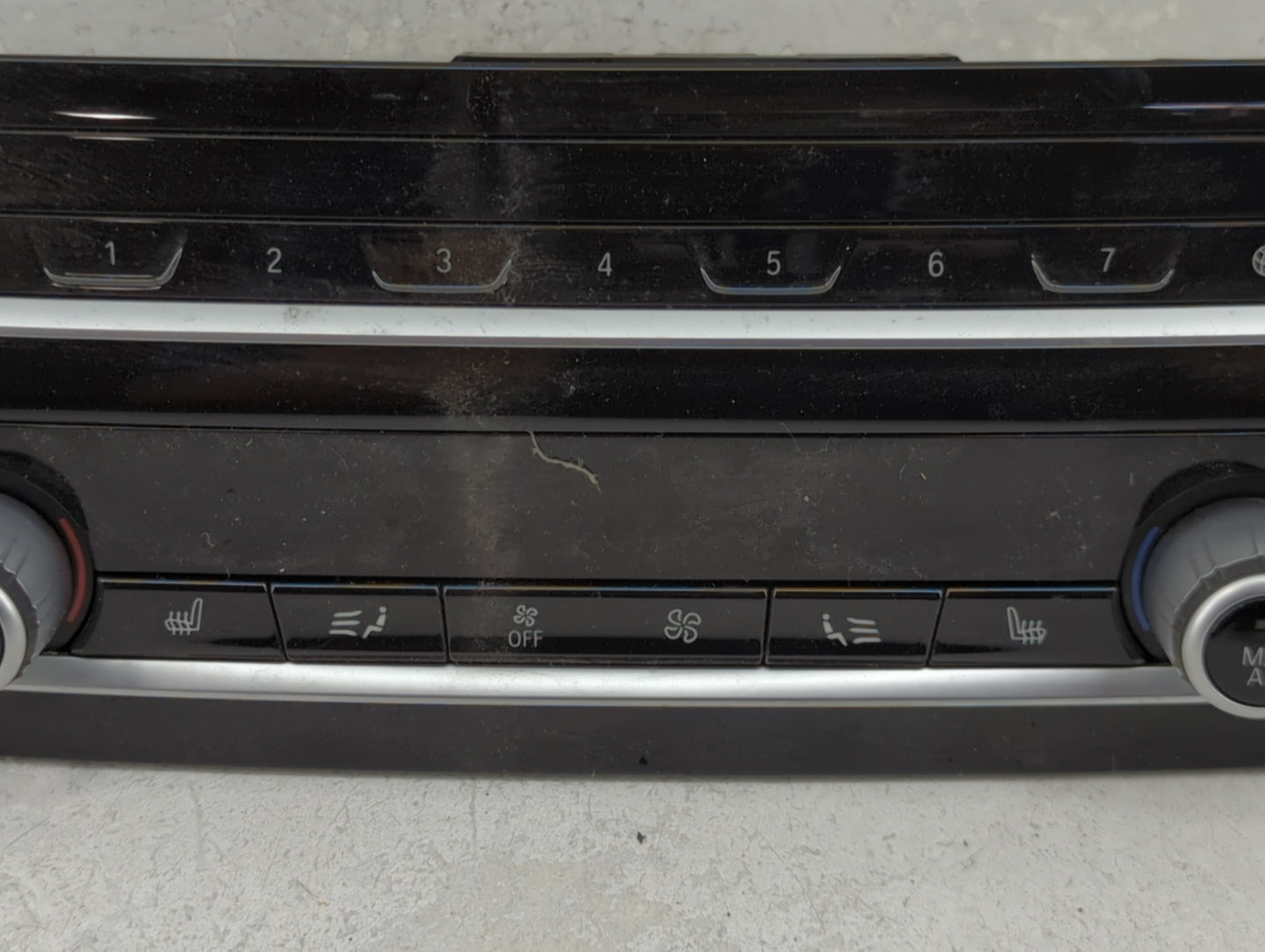2018-2021 Bmw X3 Climate Control Module Temperature AC/Heater Replacement P/N:7951988-01 Fits Fits 2018 2019 2020 2021 OEM U