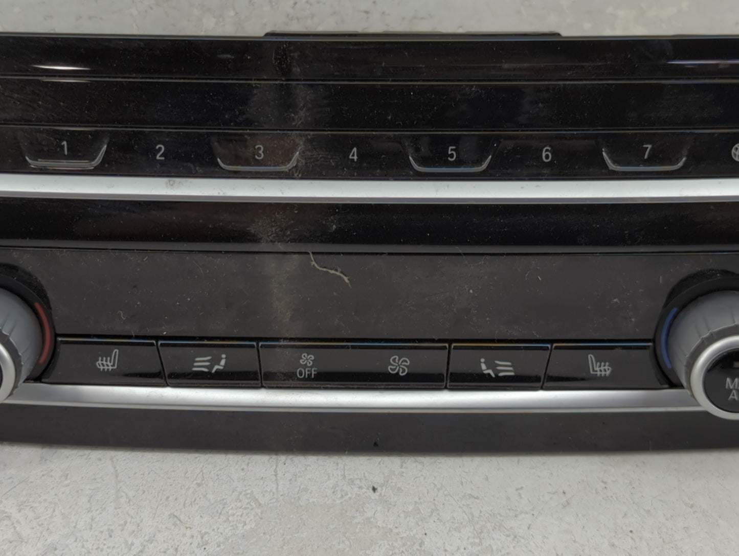 2018-2021 Bmw X3 Climate Control Module Temperature AC/Heater Replacement P/N:7951988-01 Fits Fits 2018 2019 2020 2021 OEM U