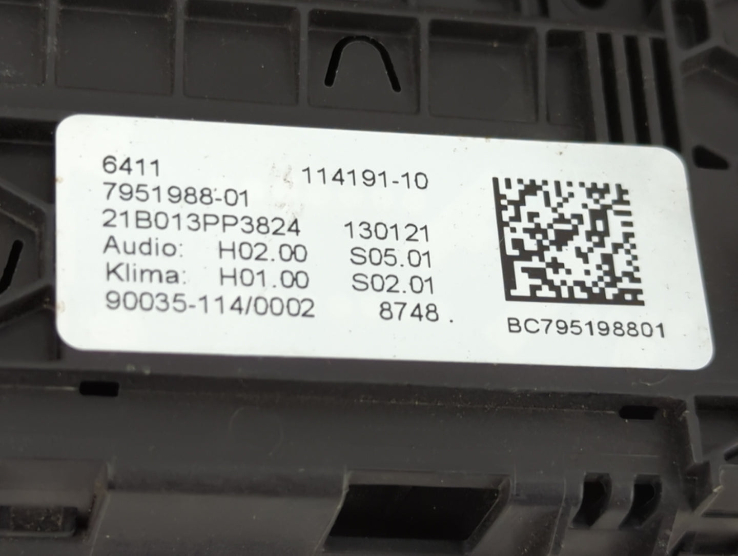 2018-2021 Bmw X3 Climate Control Module Temperature AC/Heater Replacement P/N:7951988-01 Fits Fits 2018 2019 2020 2021 OEM U