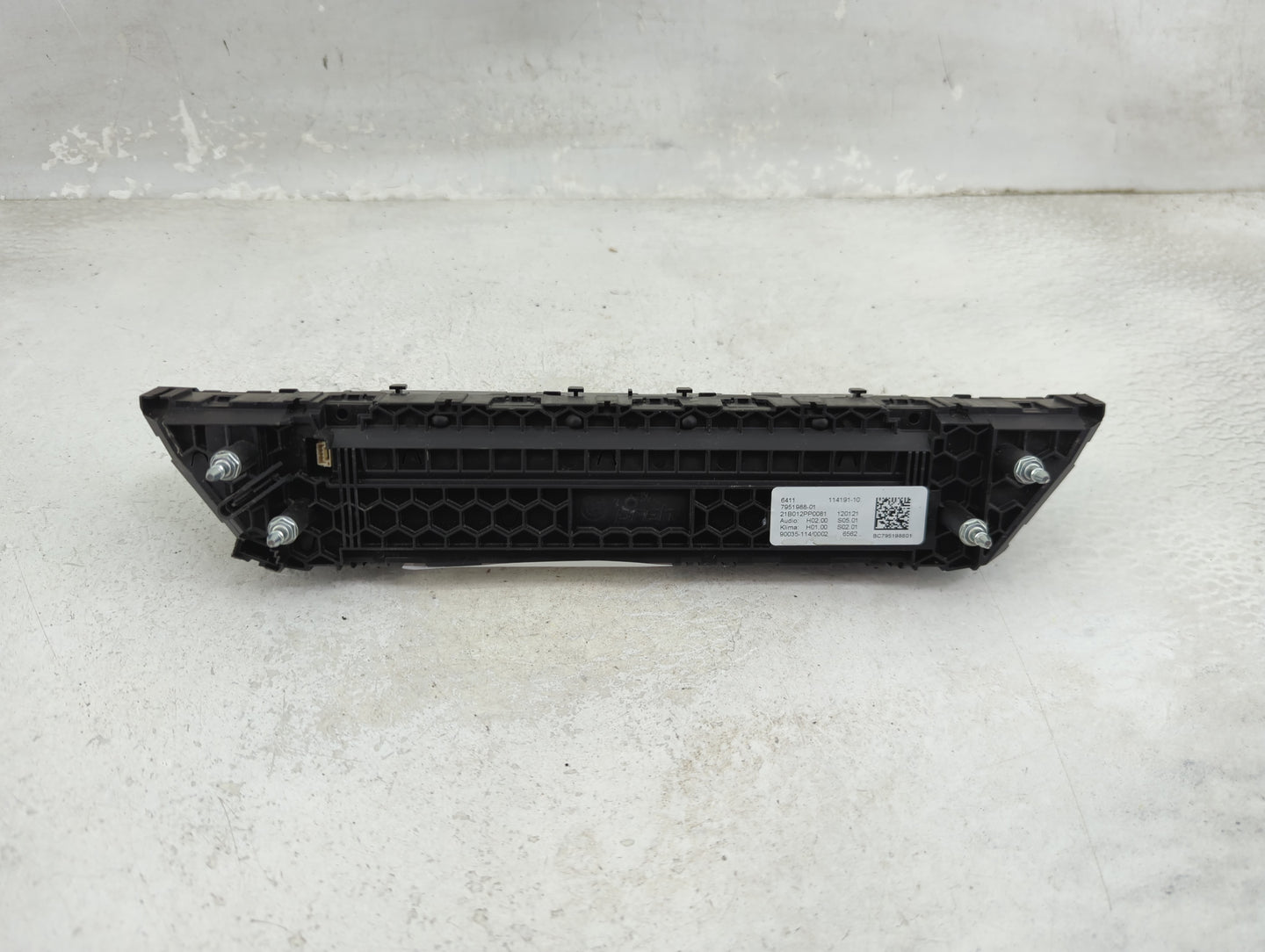 2018-2021 Bmw X3 Climate Control Module Temperature AC/Heater Replacement P/N:7951988-01 Fits Fits 2018 2019 2020 2021 OEM U
