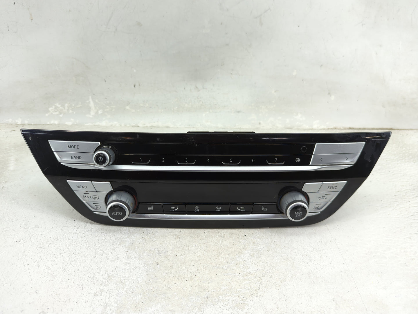 2018-2021 Bmw X3 Climate Control Module Temperature AC/Heater Replacement P/N:7951988-01 Fits Fits 2018 2019 2020 2021 OEM U