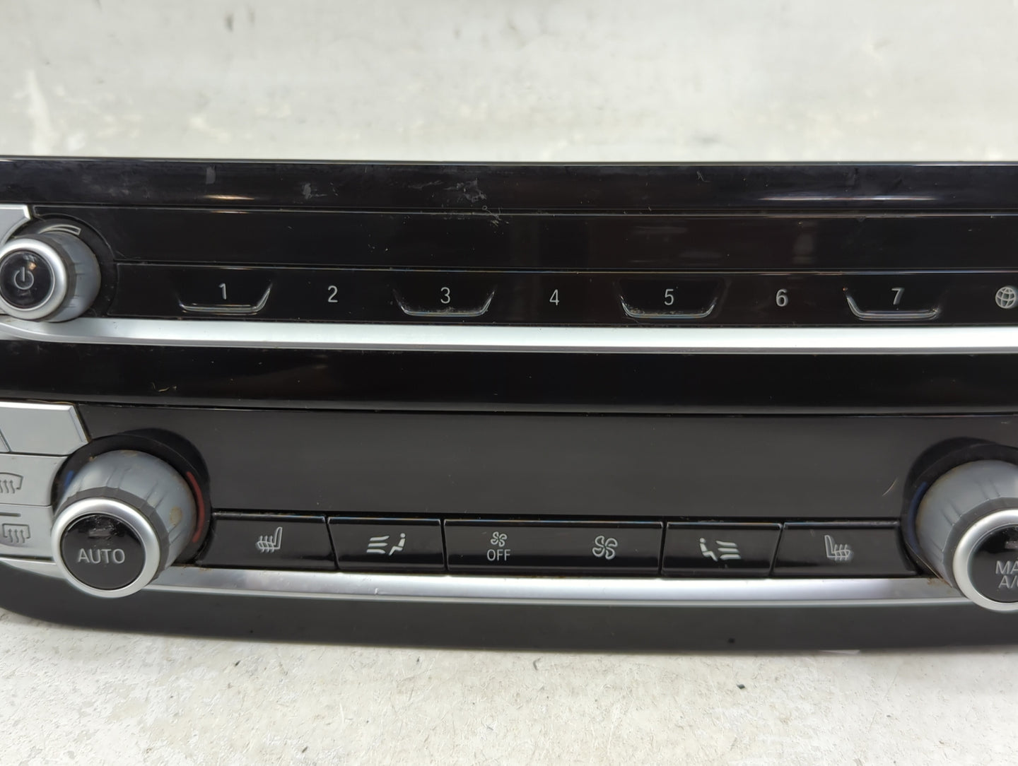 2018-2021 Bmw X3 Climate Control Module Temperature AC/Heater Replacement P/N:7951988-01 Fits Fits 2018 2019 2020 2021 OEM U