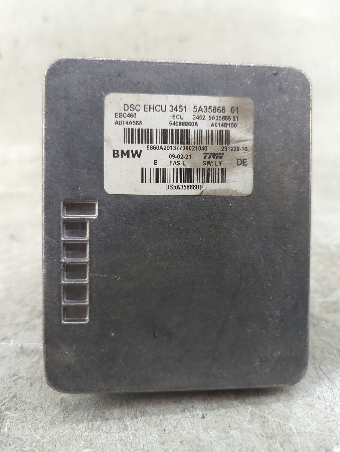 2018-2021 Bmw X3 ABS Pump Control Module Replacement P/N:5A3586601 5A35865 01, 54088860A Fits Fits 2016 2017 2018 2019 2020 