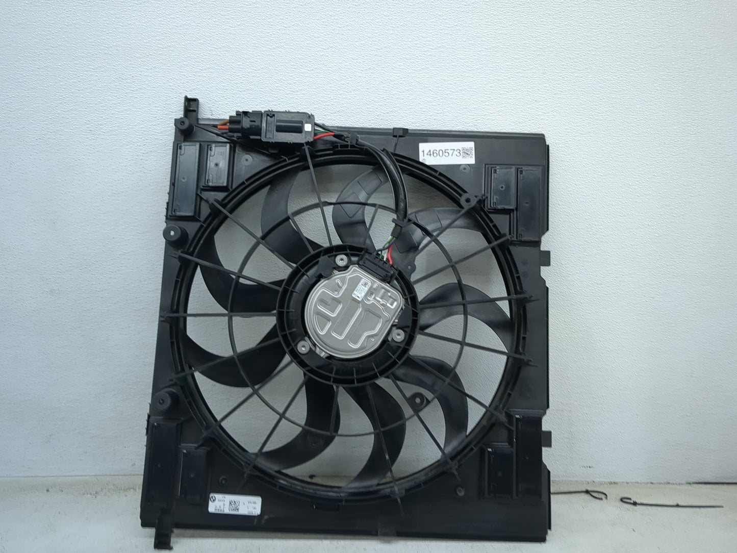 2020-2022 Bmw X3 Electric Radiator Cooling Fan Motor Assembly 1460573 - Oemusedautoparts1.com