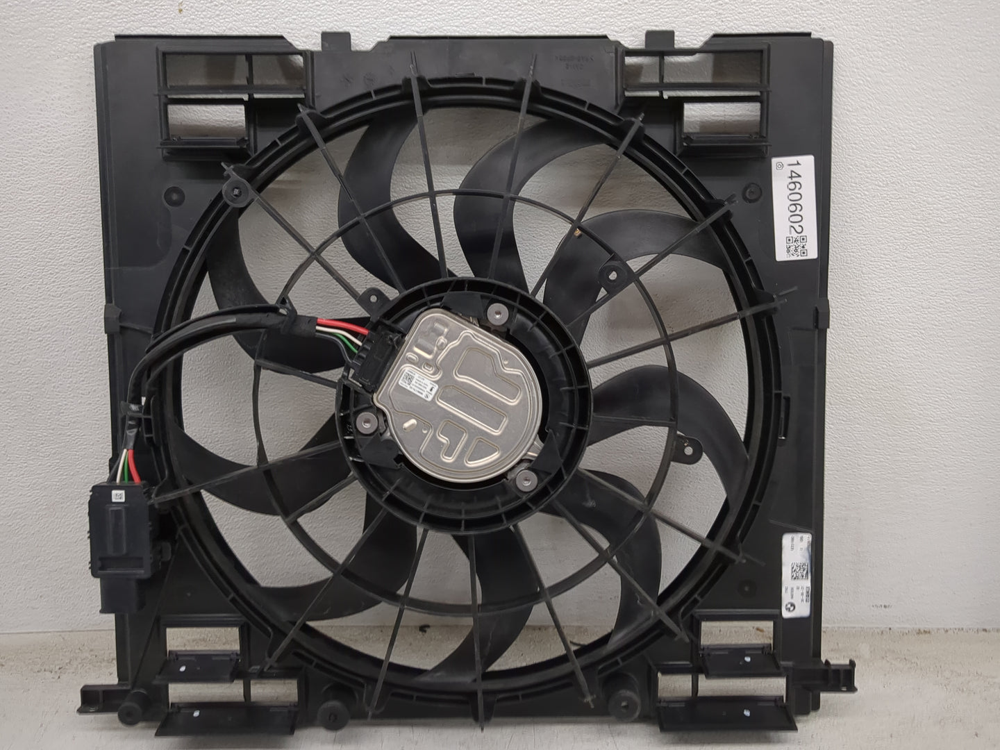 2020-2022 Bmw X3 Electric Radiator Cooling Fan Motor Assembly 1460602 - Oemusedautoparts1.com