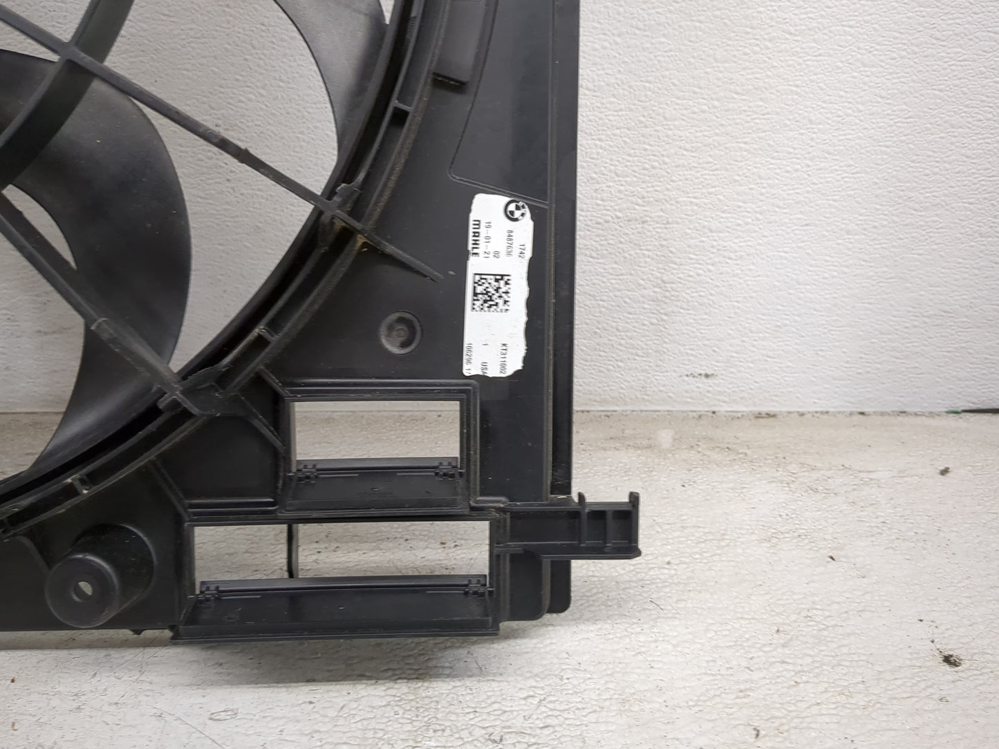 2020-2022 Bmw X3 Electric Radiator Cooling Fan Motor Assembly 1460603 - Oemusedautoparts1.com
