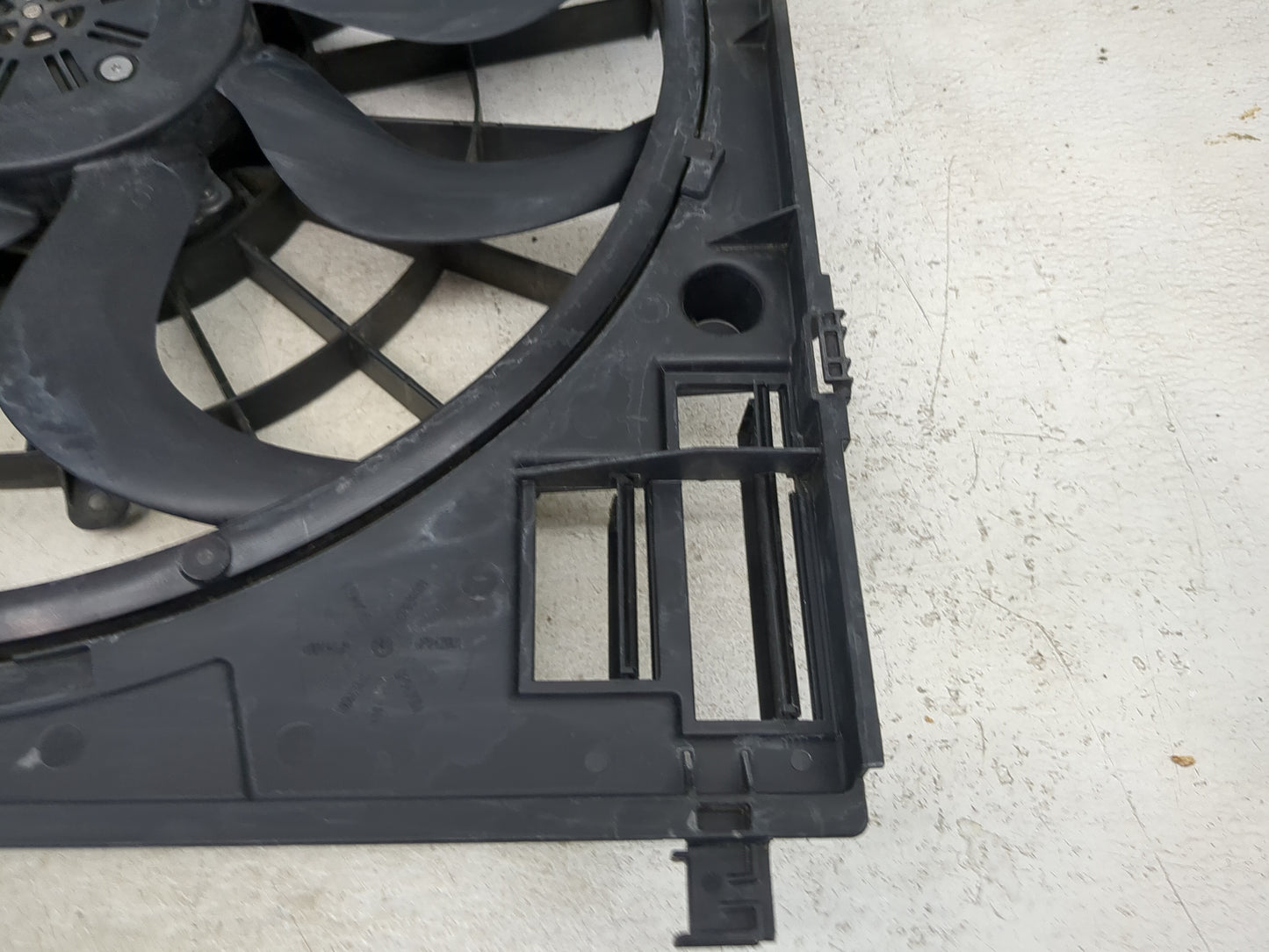 2021 Bmw X3 Electric Radiator Cooling Fan Motor Assembly - Oemusedautoparts1.com