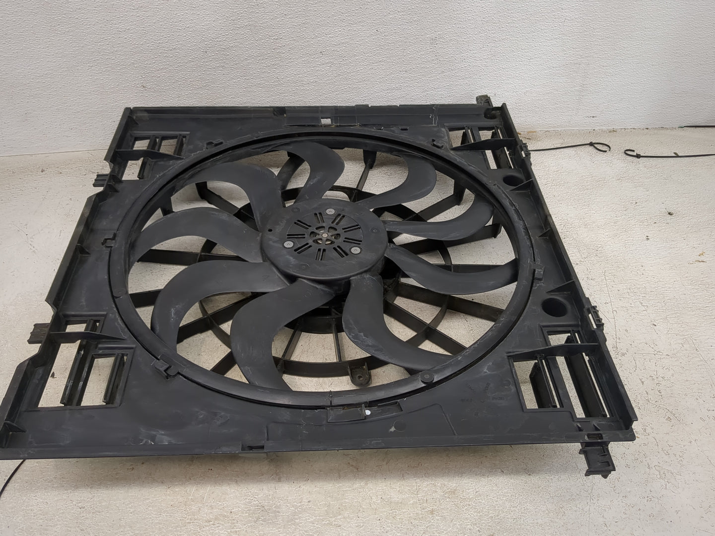 2021 Bmw X3 Electric Radiator Cooling Fan Motor Assembly - Oemusedautoparts1.com