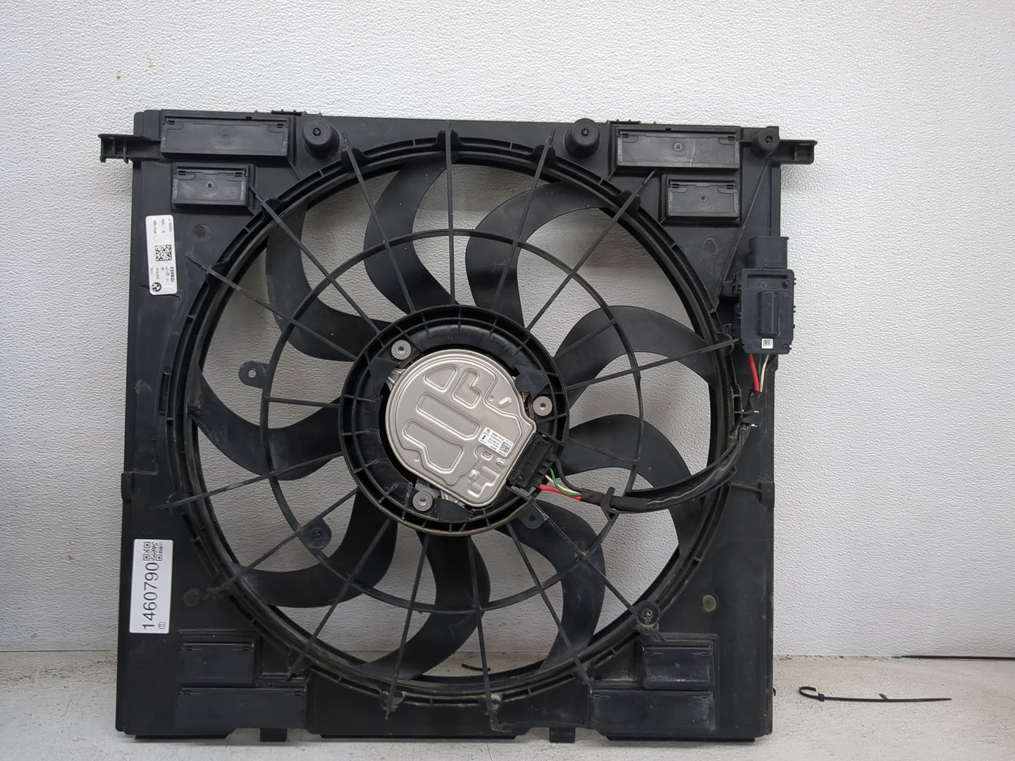 2020-2022 Bmw X3 Electric Radiator Cooling Fan Motor Assembly 1460790 - Oemusedautoparts1.com
