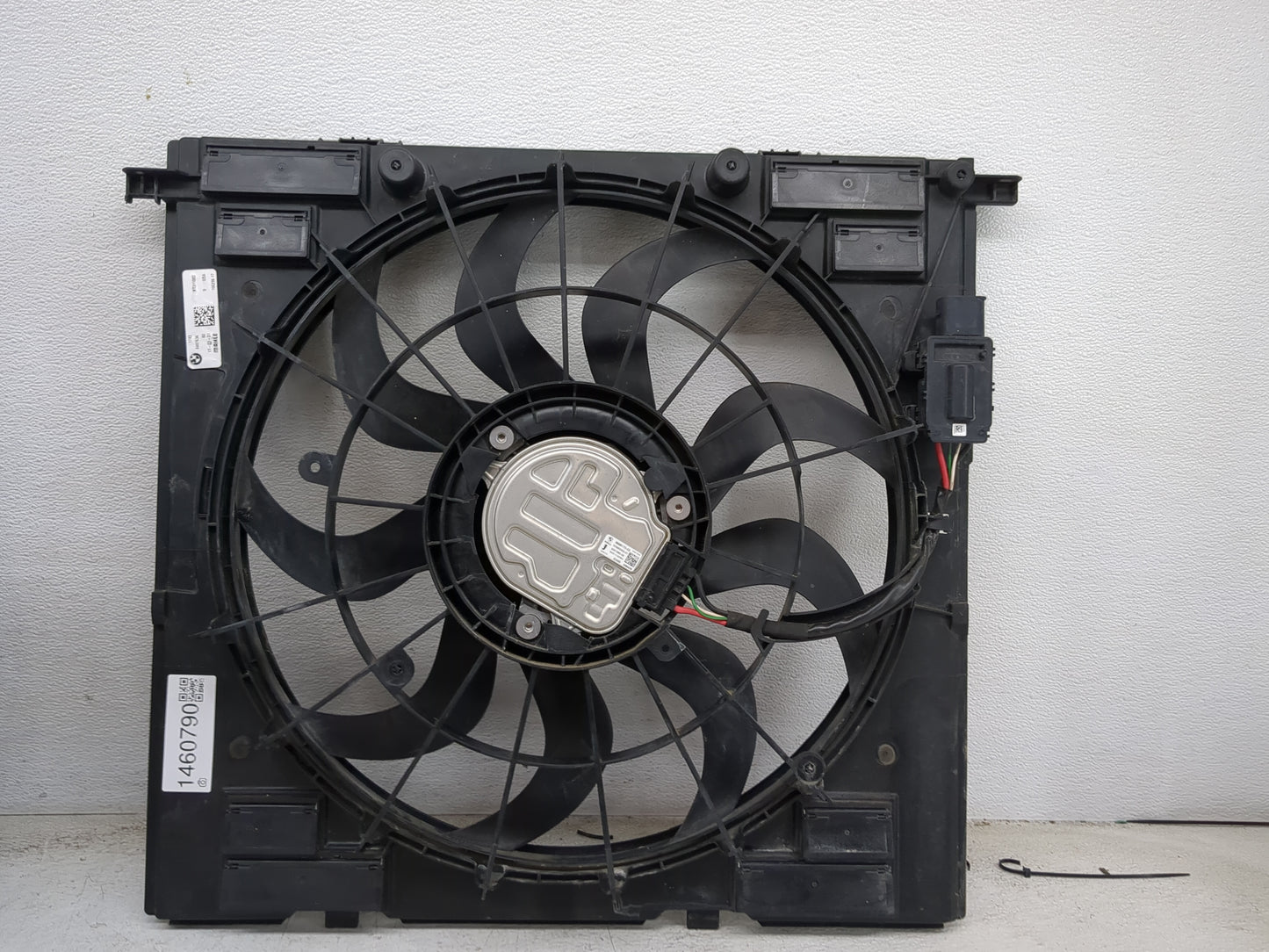 2020-2022 Bmw X3 Electric Radiator Cooling Fan Motor Assembly 1460790 - Oemusedautoparts1.com