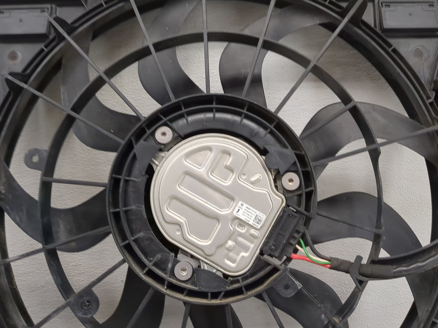 2020-2022 Bmw X3 Electric Radiator Cooling Fan Motor Assembly 1460790 - Oemusedautoparts1.com