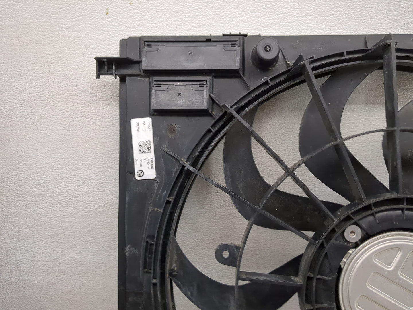 2020-2022 Bmw X3 Electric Radiator Cooling Fan Motor Assembly 1460790 - Oemusedautoparts1.com
