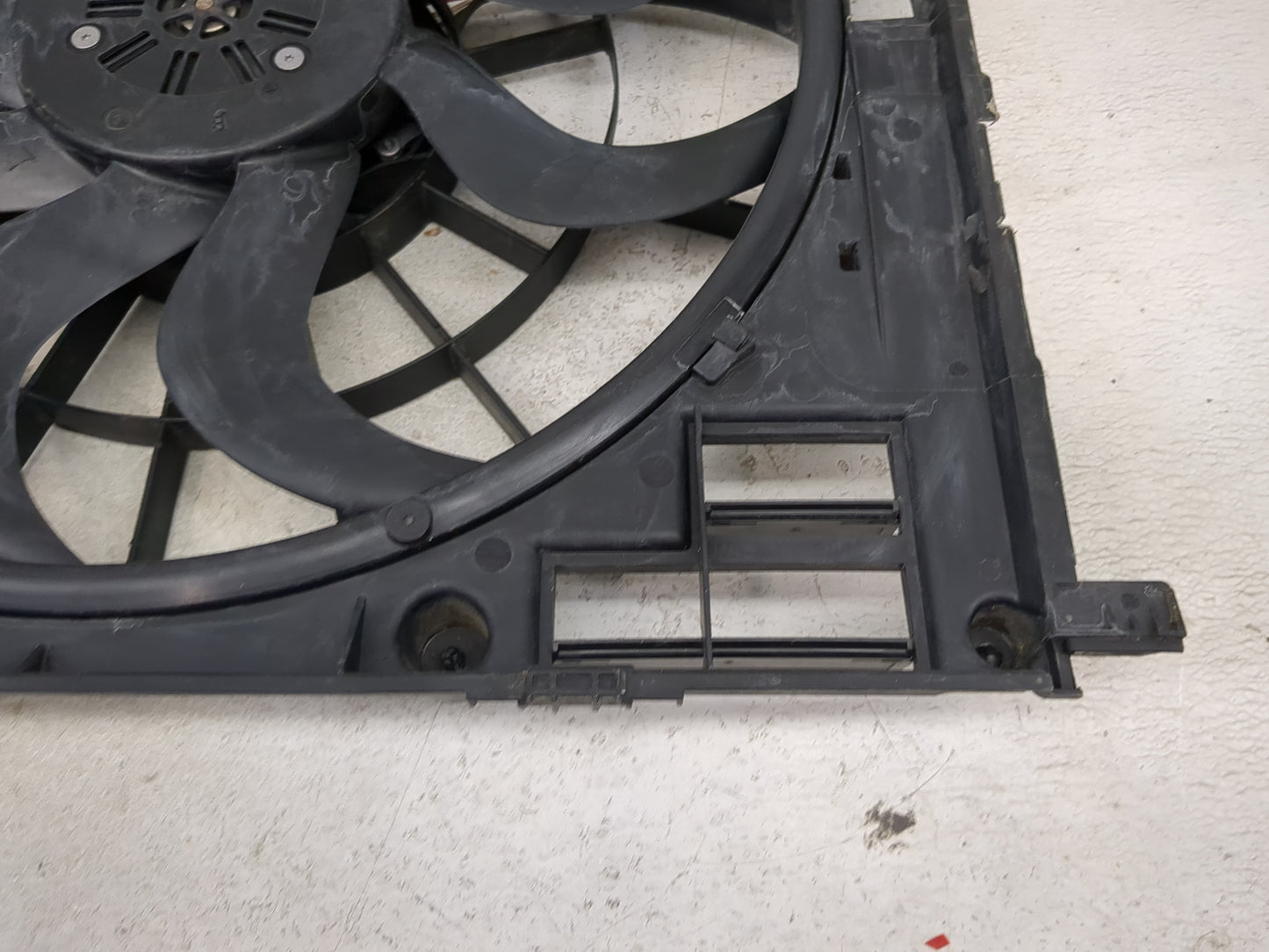 2020-2022 Bmw X3 Electric Radiator Cooling Fan Motor Assembly 1460790 - Oemusedautoparts1.com