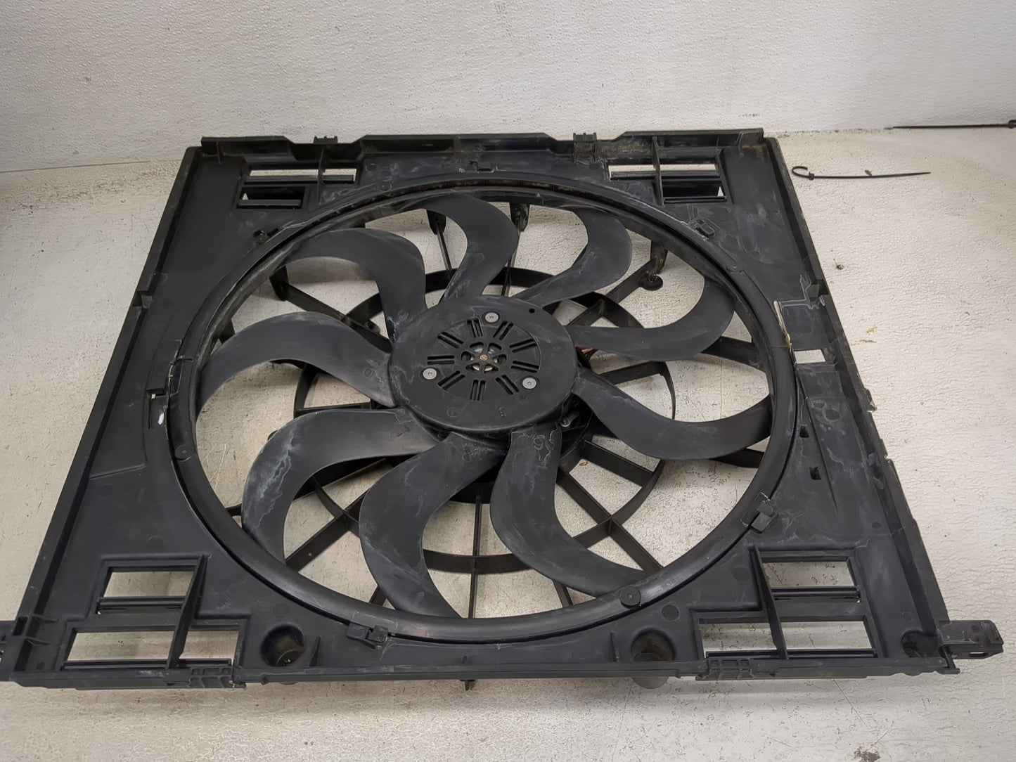 2020-2022 Bmw X3 Electric Radiator Cooling Fan Motor Assembly 1460790 - Oemusedautoparts1.com