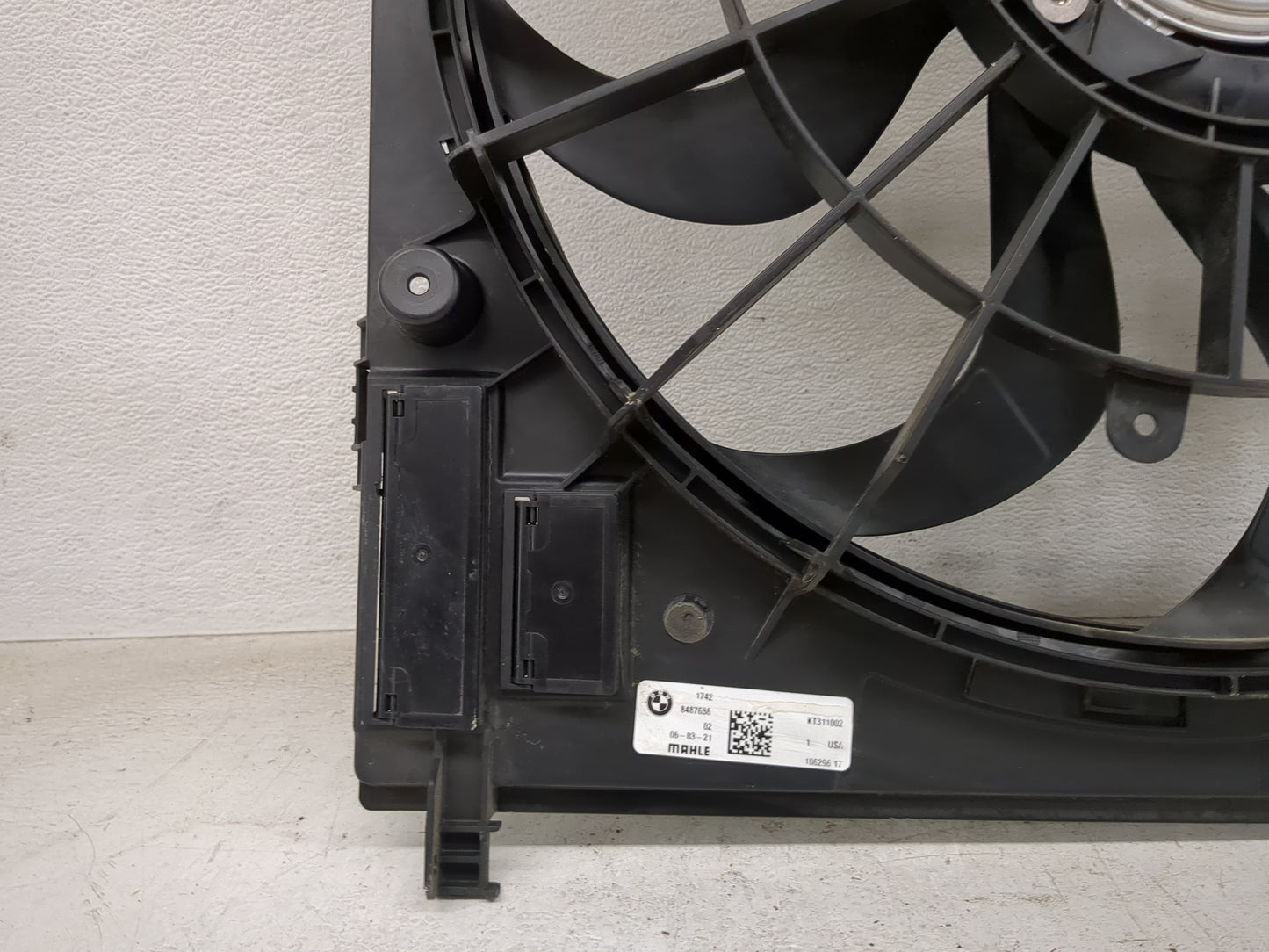 2020-2022 Bmw X3 Electric Radiator Cooling Fan Motor Assembly 1461065 - Oemusedautoparts1.com